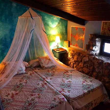 Room In Guest Room - Romantic Getaway To Valeria Esterno foto