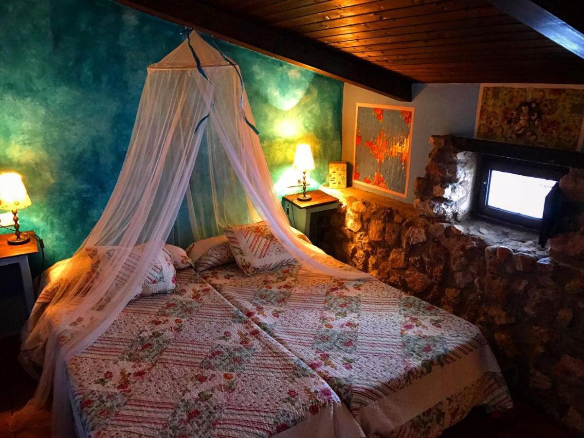 Room In Guest Room - Romantic Getaway To Valeria Esterno foto